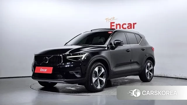 Volvo XC40 2023 Черный из Кореи