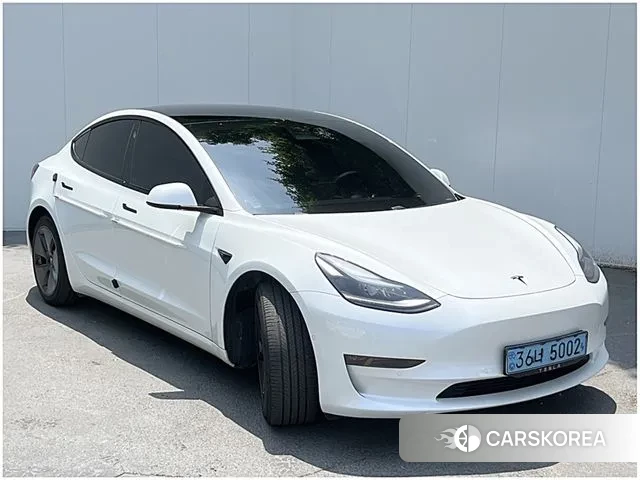 Tesla Model 3 2021 Белый из Кореи