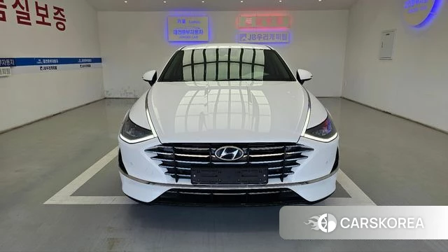 Hyundai Sonata (DN8) 2020 Белый из Кореи