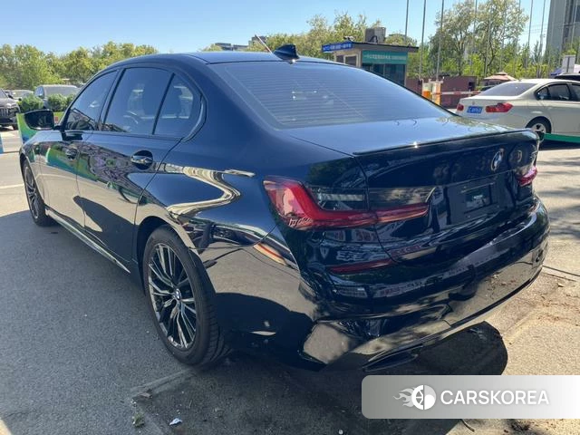 BMW 3 series 2022 Черный из Китая