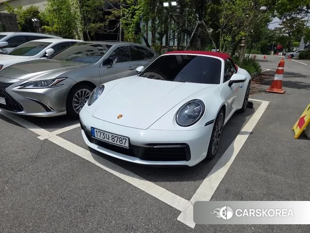 Porsche 911(992) 2020 Белый из Кореи