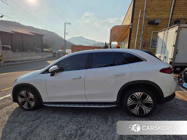 Mercedes-Benz EQE SUV X294 2023 Белый из Кореи