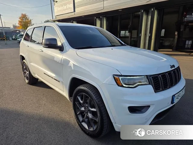 Jeep Grand Cherokee 2021 Белый из Кореи
