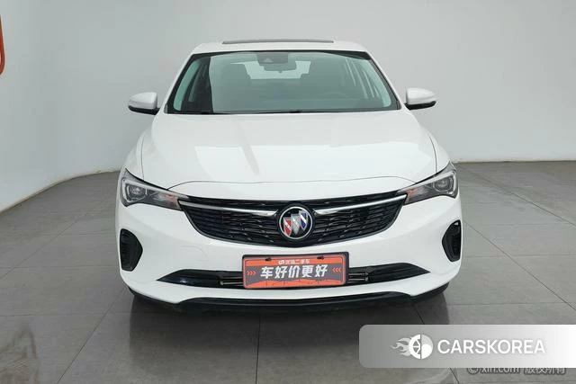Buick Weilang 2022 Белый из Китая
