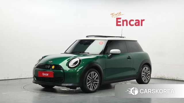 Mini Cooper C 4th generation 2025 Зеленый из Кореи