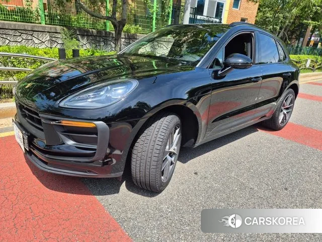 Porsche Macan 2024 Черный из Кореи