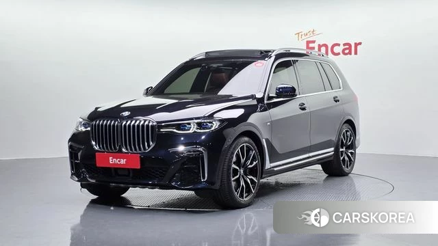 BMW X7 (G07) 2021 Черный из Кореи