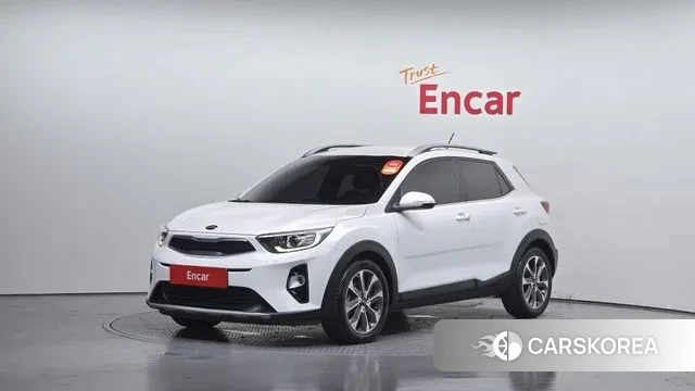 Kia Stonic 2018 Белый из Кореи