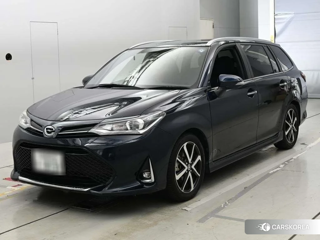 Toyota Corolla Fielder 2019 из Японии