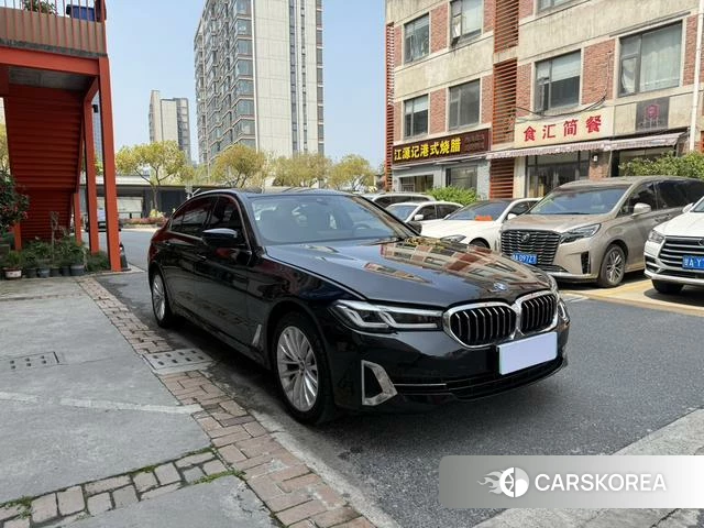 BMW 5 series 2022 Черный из Китая
