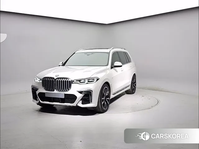 BMW X7 (G07) 2022 Белый из Кореи