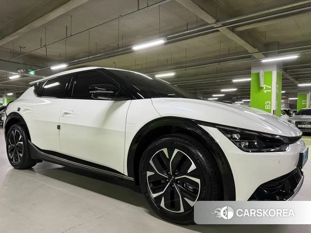 Kia EV6 2024 Белый из Кореи