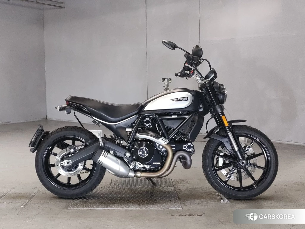 Проданный Ducati SCRAMBLER ICON 2021 из Японии, фото 2