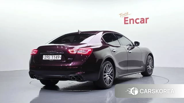 Maserati Ghibli 2019 Фиолетовый из Кореи