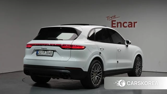 Porsche Cayenne (PO536) 2022 Белый из Кореи