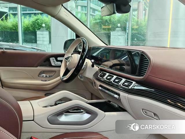Mercedes-Benz Maybach GLS 2024 Черный из Китая