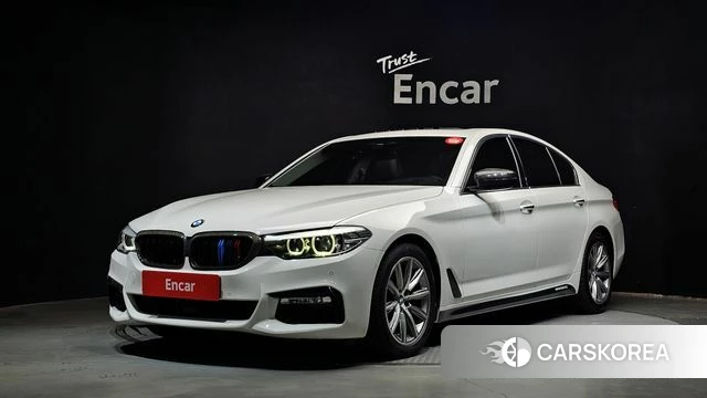 BMW 5 Series (G30) 2018 Белый из Кореи