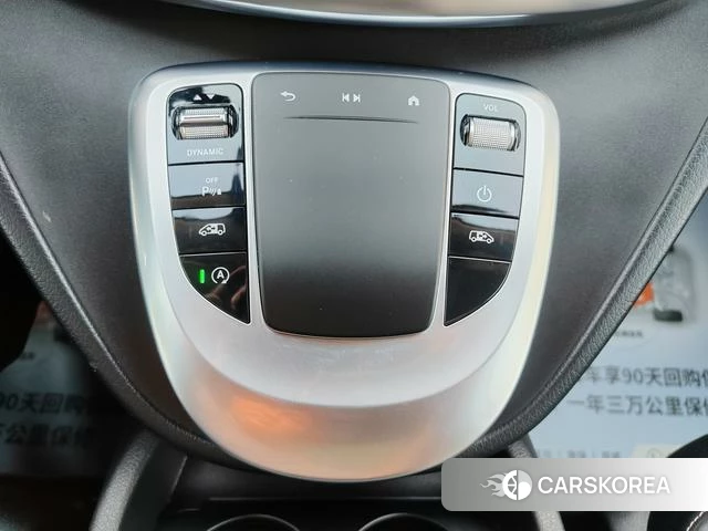 Mercedes-Benz V-class 2022 Черный из Китая