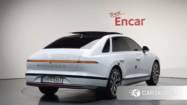 Hyundai Grandeur (GN7) 2025 Белый из Кореи