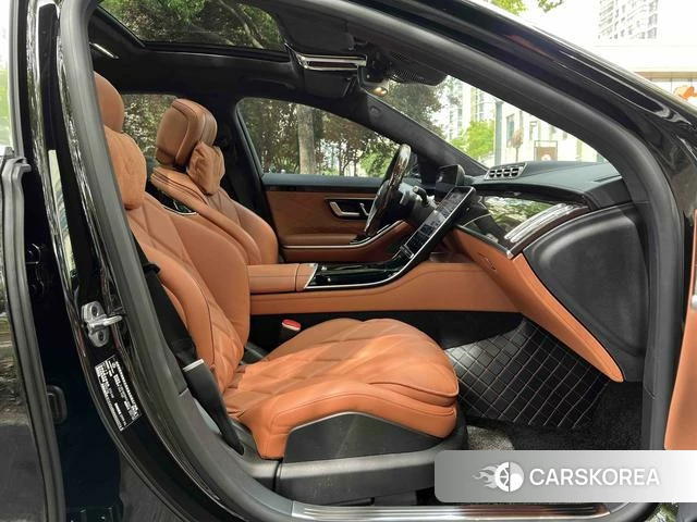 Mercedes-Benz Maybach S-class 2021 Черный из Китая