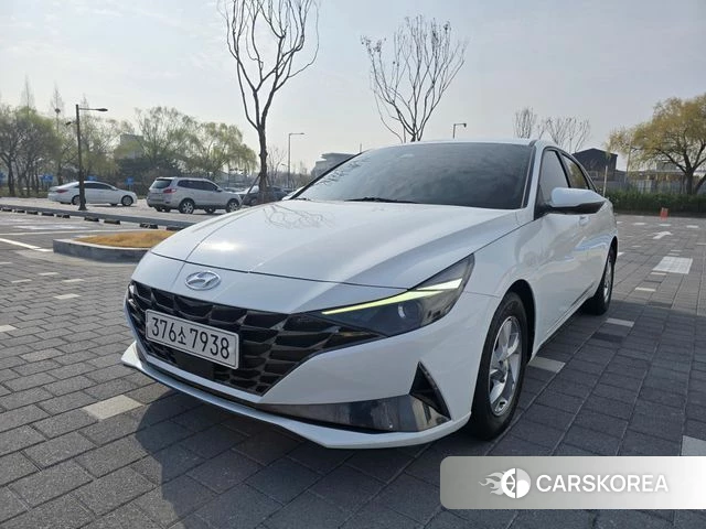 Hyundai Avante (CN7) 2021 Белый из Кореи