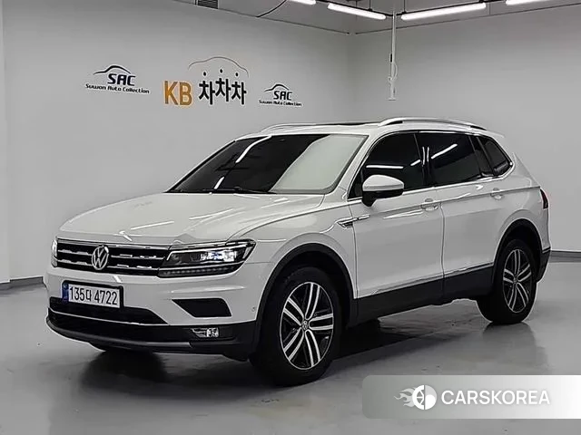 Volkswagen Tiguan Allspace 2020 Белый из Кореи