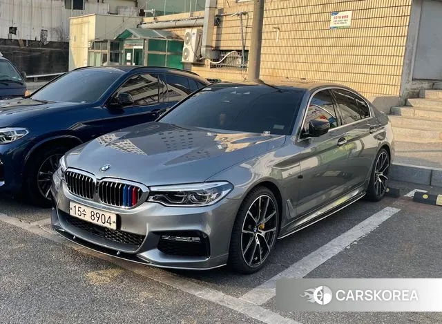 BMW 5 Series (G30) 2018 Серый из Кореи