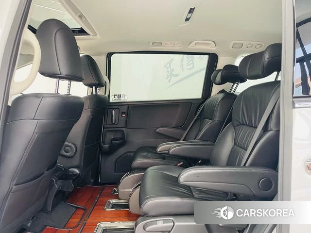 Honda Odyssey 2021 Белый из Китая