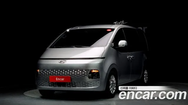 Hyundai Staria 2021 Серебряный из Кореи