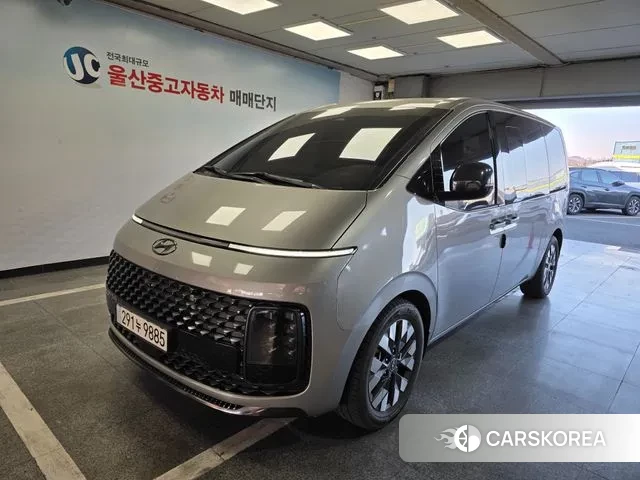 Hyundai Staria 2024 Серебристо-серый из Кореи