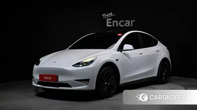Tesla Model Y 2024 Белый из Кореи