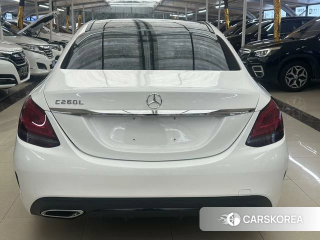 Mercedes-Benz Class C 2021 Белый из Китая