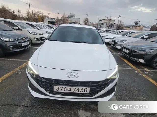 Hyundai Avante (CN7) 2022 Белый из Кореи