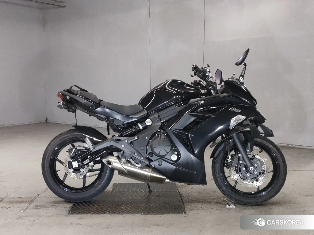 Проданный Kawasaki NINJA 400 2016 из Японии