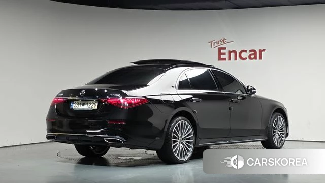 Mercedes-Benz S-Class W223 2022 Черный из Кореи