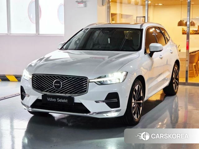 Volvo XC60 second Generation 2026 Белый из Кореи