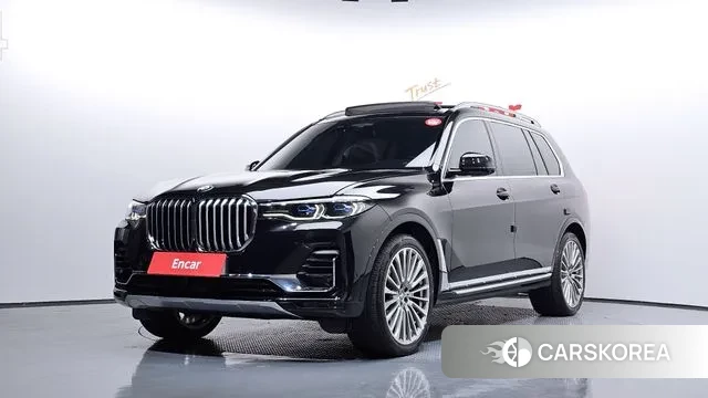 BMW X7 (G07) 2021 Черный из Кореи