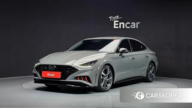 Hyundai Sonata (DN8) 2022 Серебристо-серый из Кореи