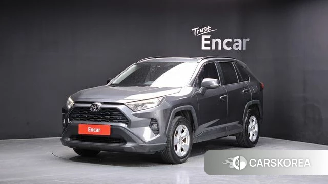 Toyota RAV4 5th Generation 2019 Серый из Кореи