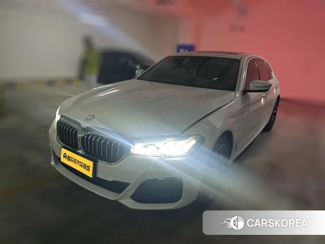 BMW 5 series 2023 Белый из Китая