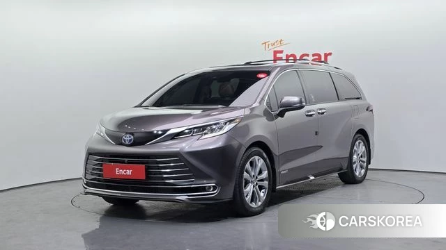 Toyota Sienna 4th Generation 2021 Серый из Кореи