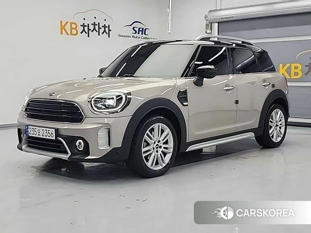 Mini Cooper Countryman 2023 Песочный из Кореи