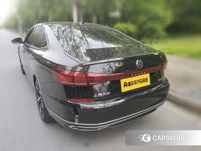 Volkswagen Passat 2024 Черный из Китая