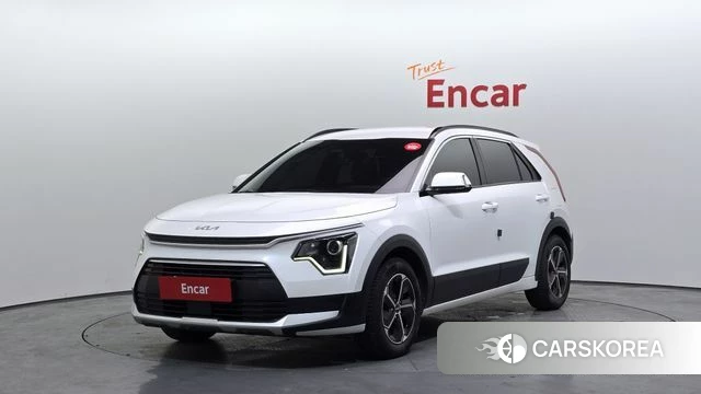 Kia Di Ol Nu Niro 2022 Белый из Кореи