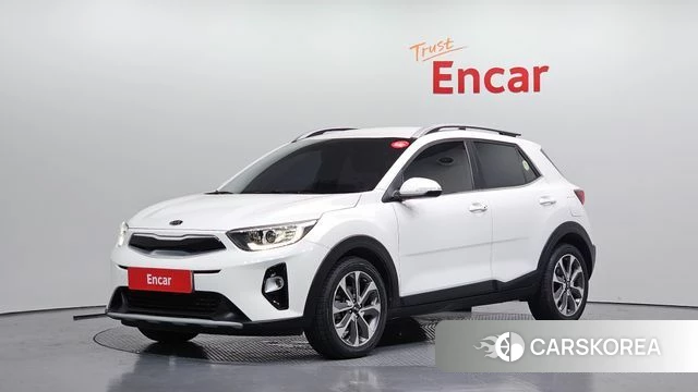 Kia Stonic 2019 Белый из Кореи