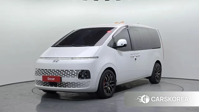 Hyundai Staria 2022 Белый из Кореи