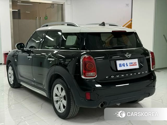MINI COUNTRYMAN 2019 Черный из Китая