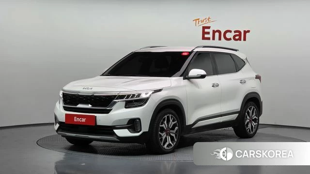 Kia Seltos 2022 Белый из Кореи