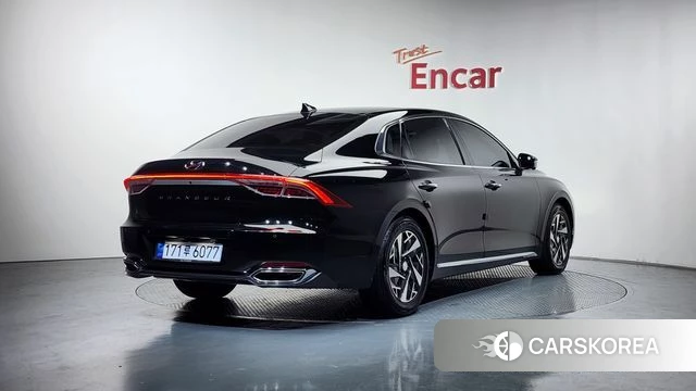 Hyundai The New Grandeur IG Hybrid 2020 Черный из Кореи
