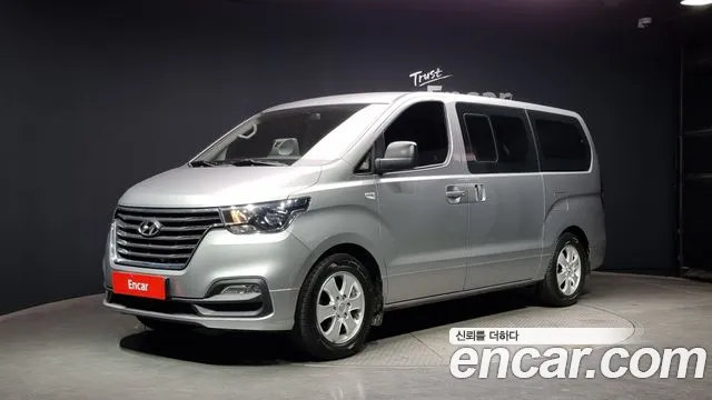 Hyundai The New Grand Starex 2018 Серебристо-серый из Кореи